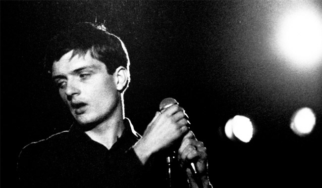 Ian-Curtis-2